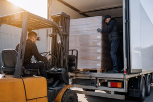 FTL shipment booking process in the USA with truckload freight coordination and shipping checklist guidance